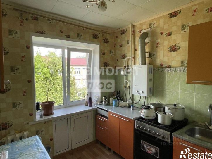 2-комн квартира ул Шахтостроительная, 8,  д. 8