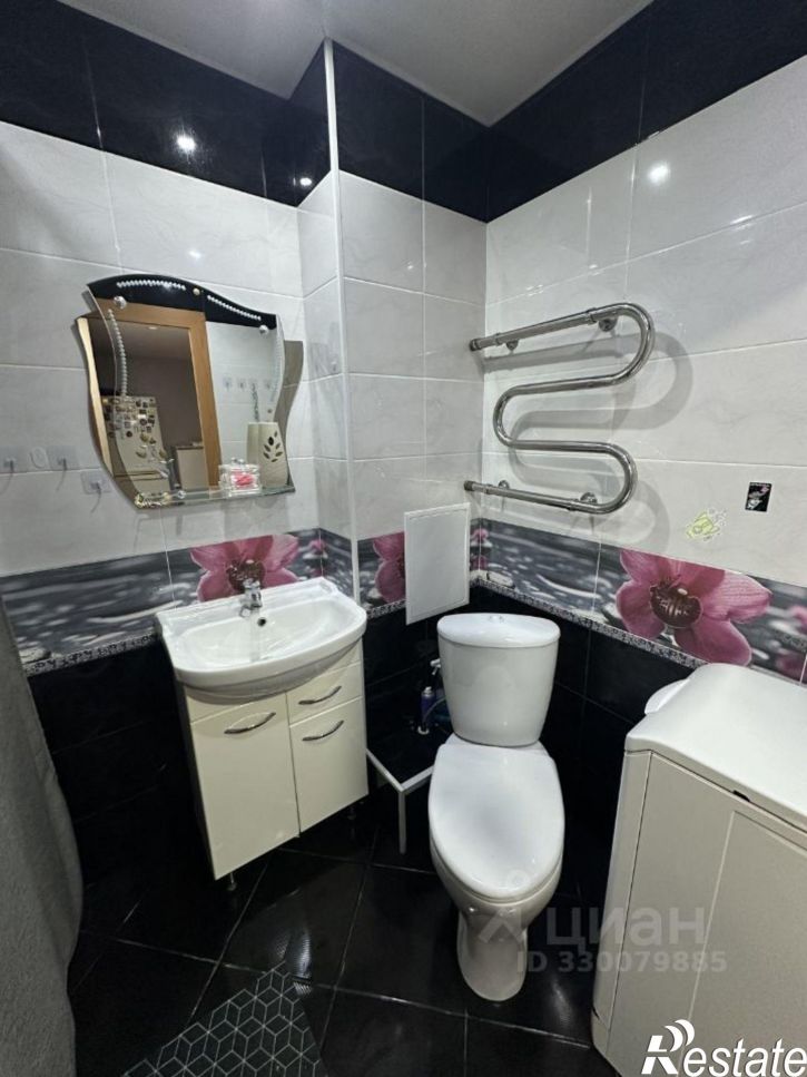 3-комн квартира улица Первых Строителей, 5А,  д. 5А