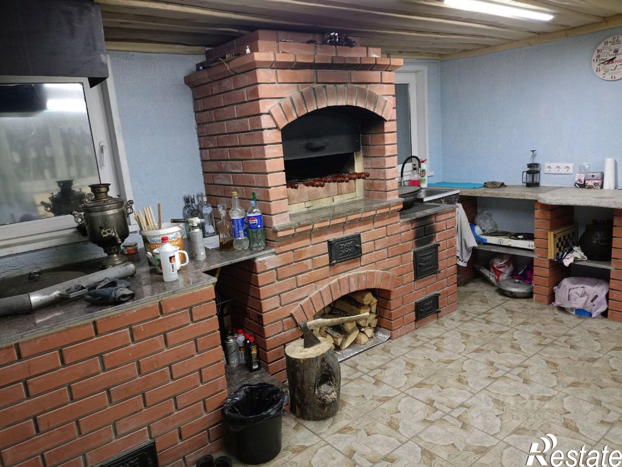 Купить дачу, дом, коттедж за 18 000 000 рублей на площадь Ленина
