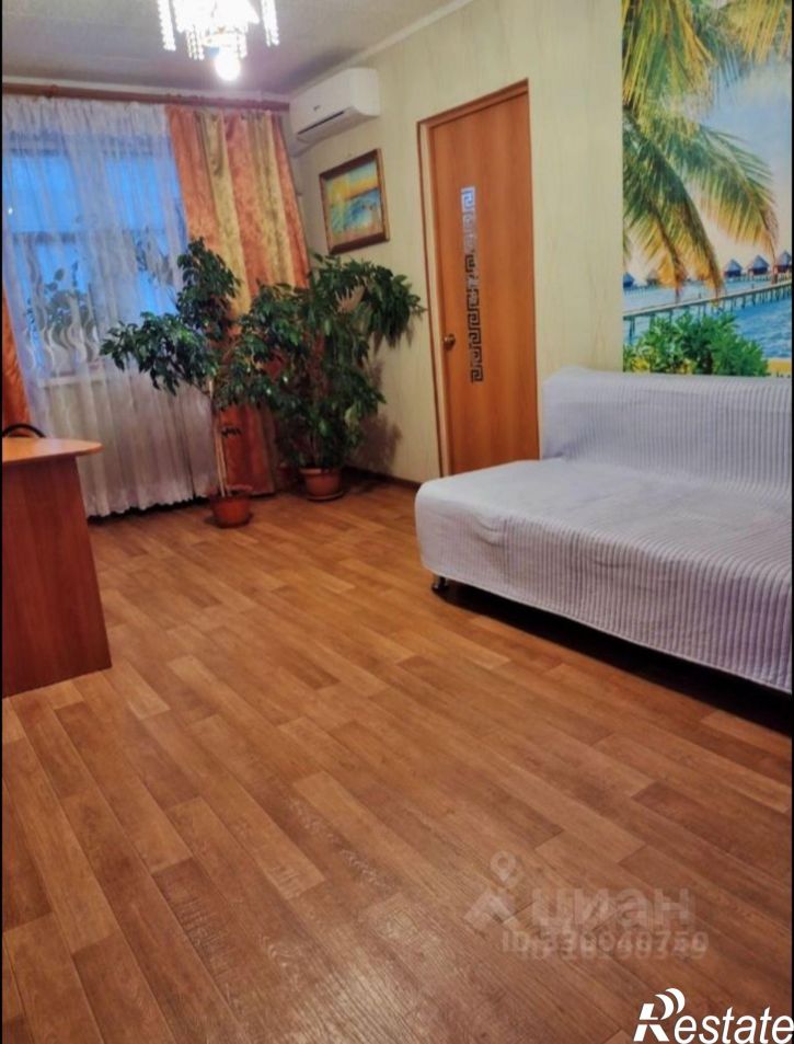 2-комн квартира улица Вахитова, 3,  д. 3