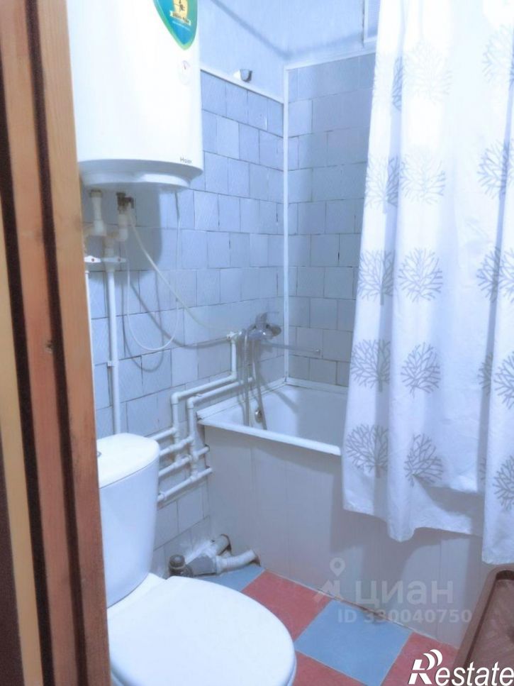 2-комн квартира улица Вахитова, 3,  д. 3