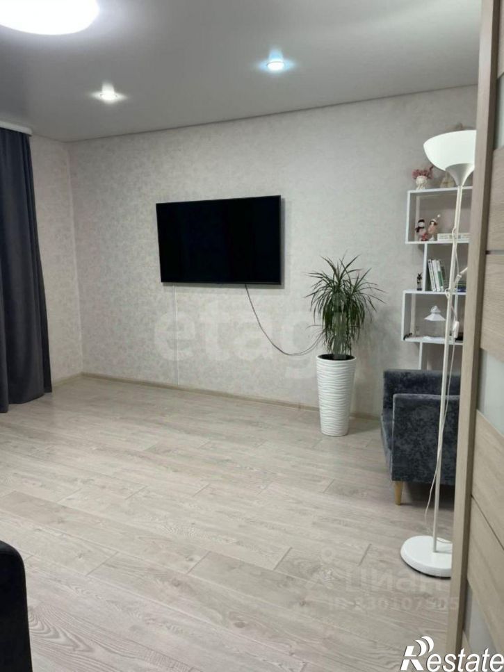 3-комн квартира ул Лазурная, 23,  д. 23