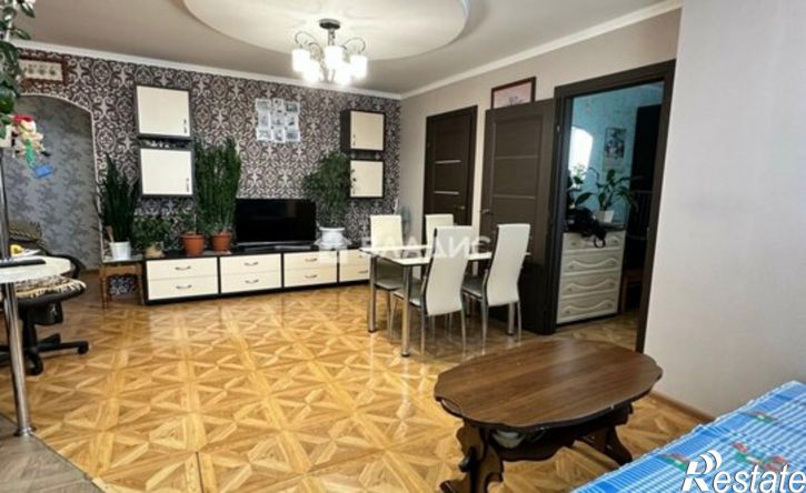 3-комн квартира Уфа, улица Ахметова, 320/1