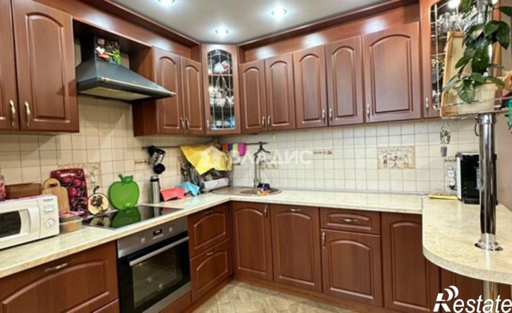 3-комн квартира Уфа, улица Ахметова, 320/1