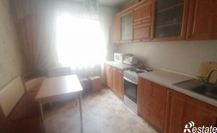 3-комн квартира Уфа, улица Лесотехникума, 28