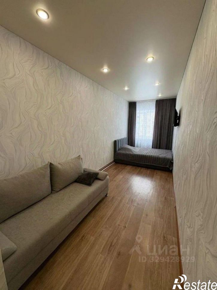 3-комн квартира улица Машиностроителей, 136,  д. 136