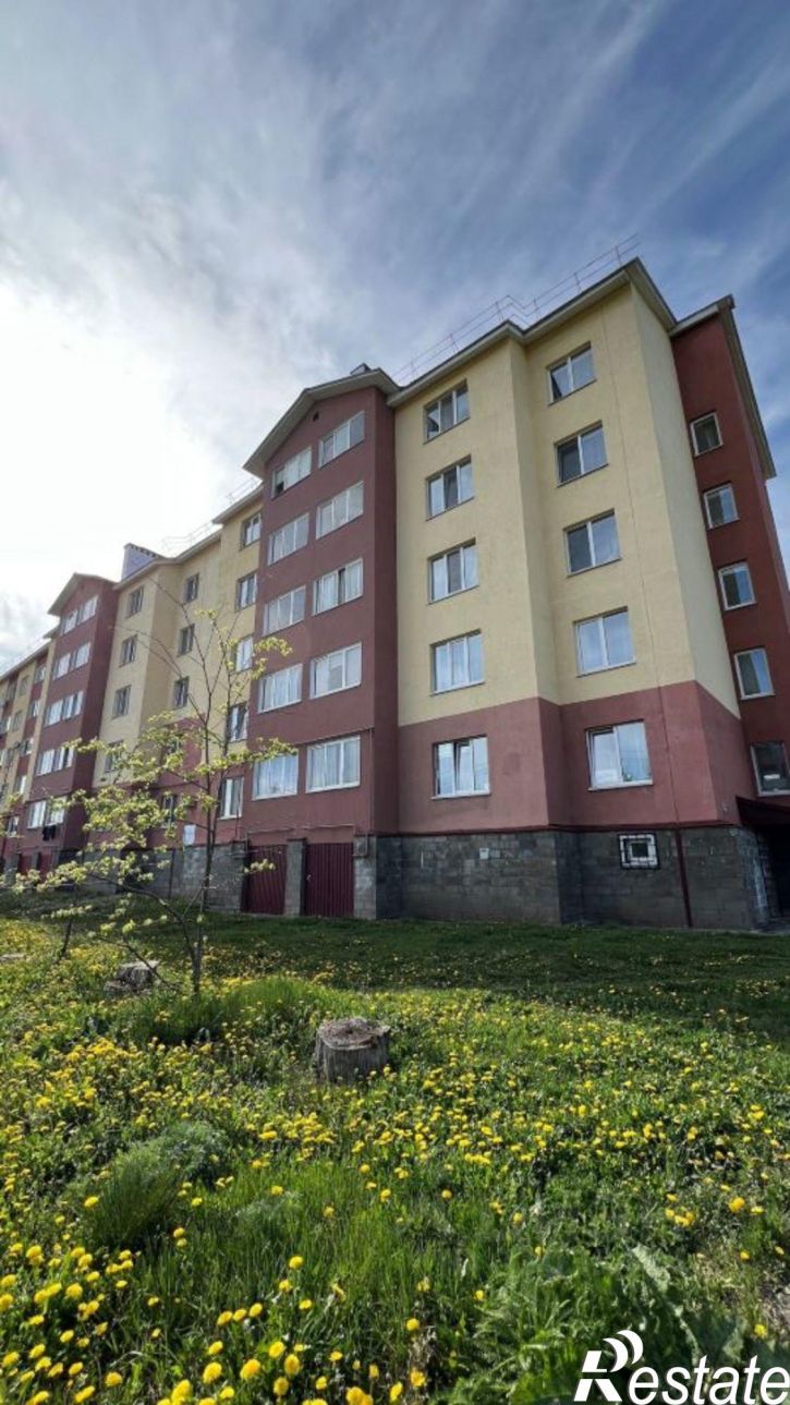 2-комн квартира Революционная улица, 31,  д. 31