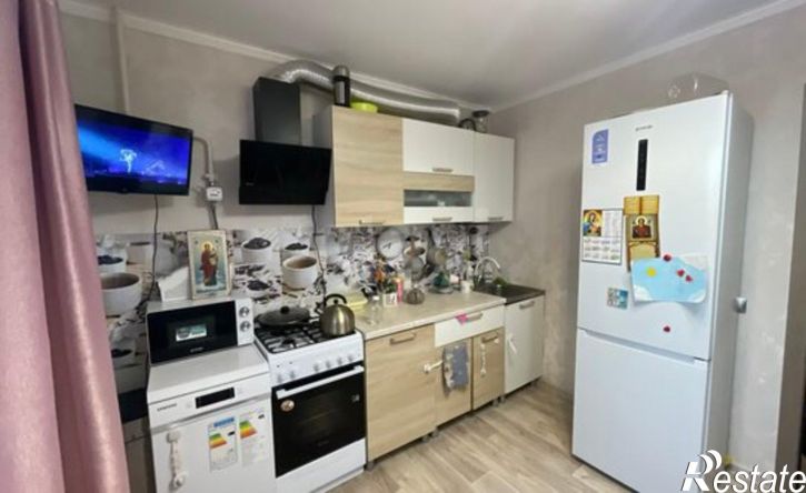 1-комн квартира б-р З.Валиди, 4 4,  д. 4 4,  к. 4