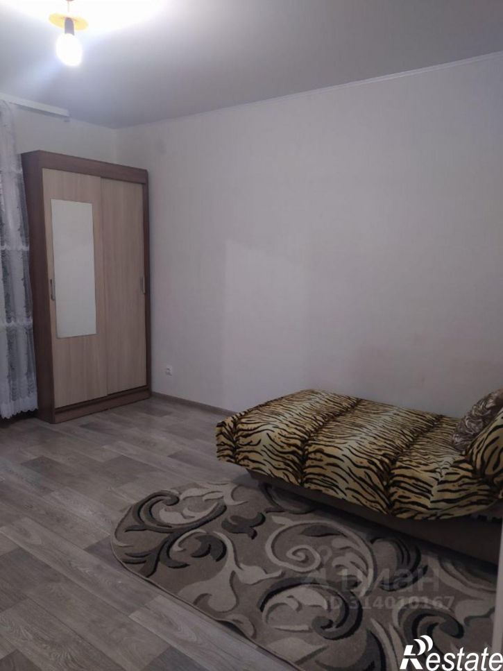 1-комн квартира улица Революционеров, 42,  д. 42