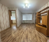 2-комн, 39кв м, этаж 4/4 улица Дружбы, 15
