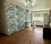 4-комн, 62кв м, этаж 3/5 улица Комарова, 6