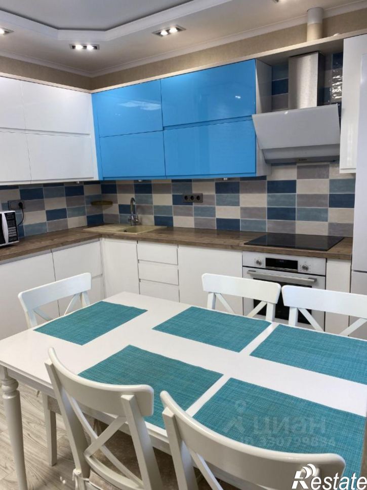1-комн квартира улица Гайфуллина, 15В,  д. 15В