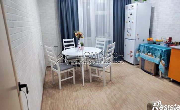 2-комн квартира улица Горького, 15,  д. 15