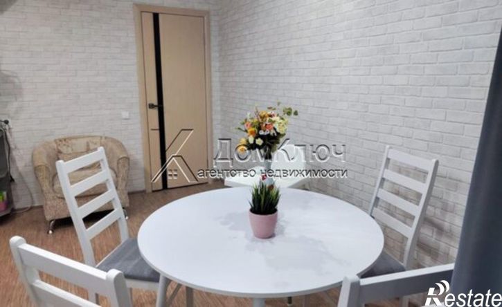 2-комн квартира улица Горького, 15,  д. 15