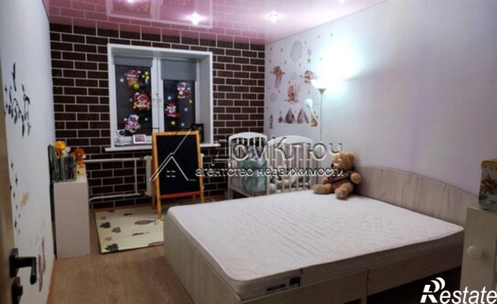 2-комн квартира улица Горького, 15,  д. 15