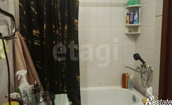 2-комн квартира Революционная улица, 21,  д. 21