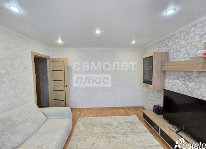 3-комн квартира ул Кочеткова, 3,  д. 3