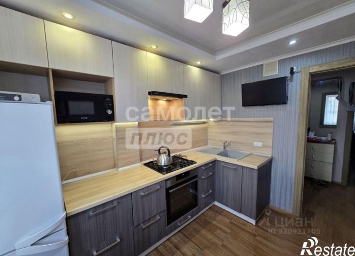 3-комн квартира ул Кочеткова, 3,  д. 3