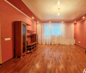 3-комн, 85кв м, этаж 4/6 улица Суханова, 10Б