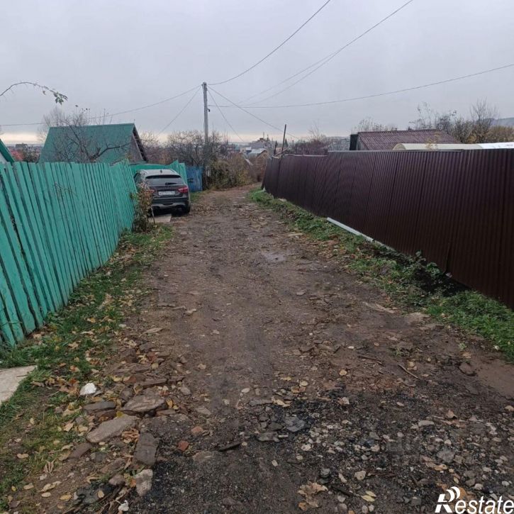 Земельный участок