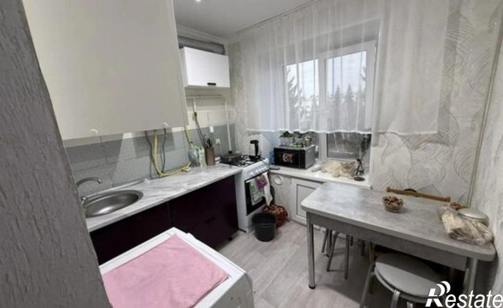 2-комн квартира мкр 32-й, 37,  д. 37