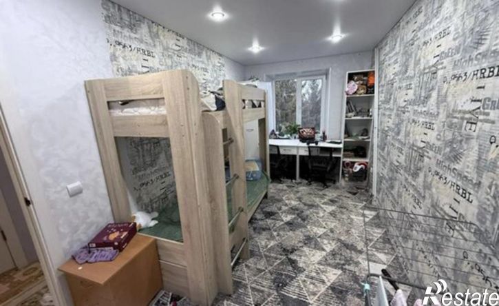 2-комн квартира мкр 32-й, 37,  д. 37