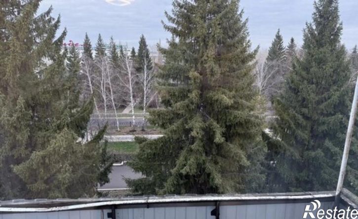 2-комн квартира мкр 32-й, 37,  д. 37