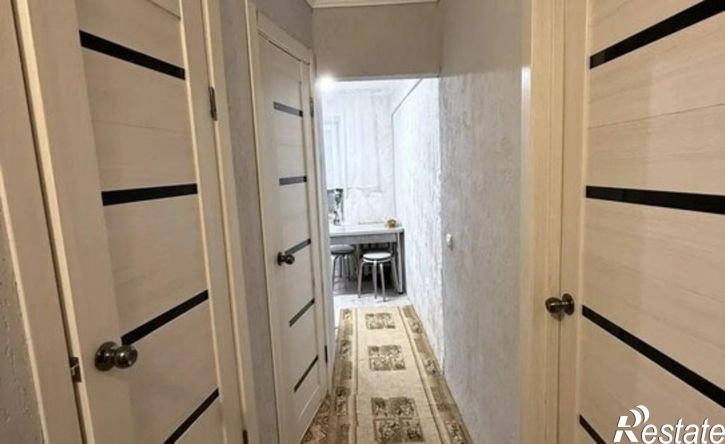 2-комн квартира мкр 32-й, 37,  д. 37