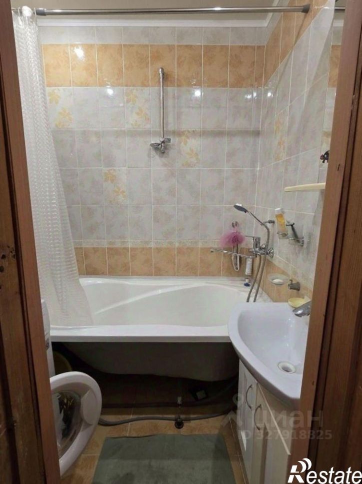 3-комн квартира ул Стахановская, 54,  д. 54