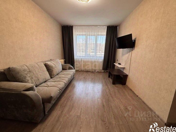 2-комн квартира ул Лазурная, 11,  д. 11