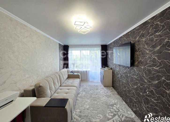 2-комн квартира мкр 32-й, 37,  д. 37