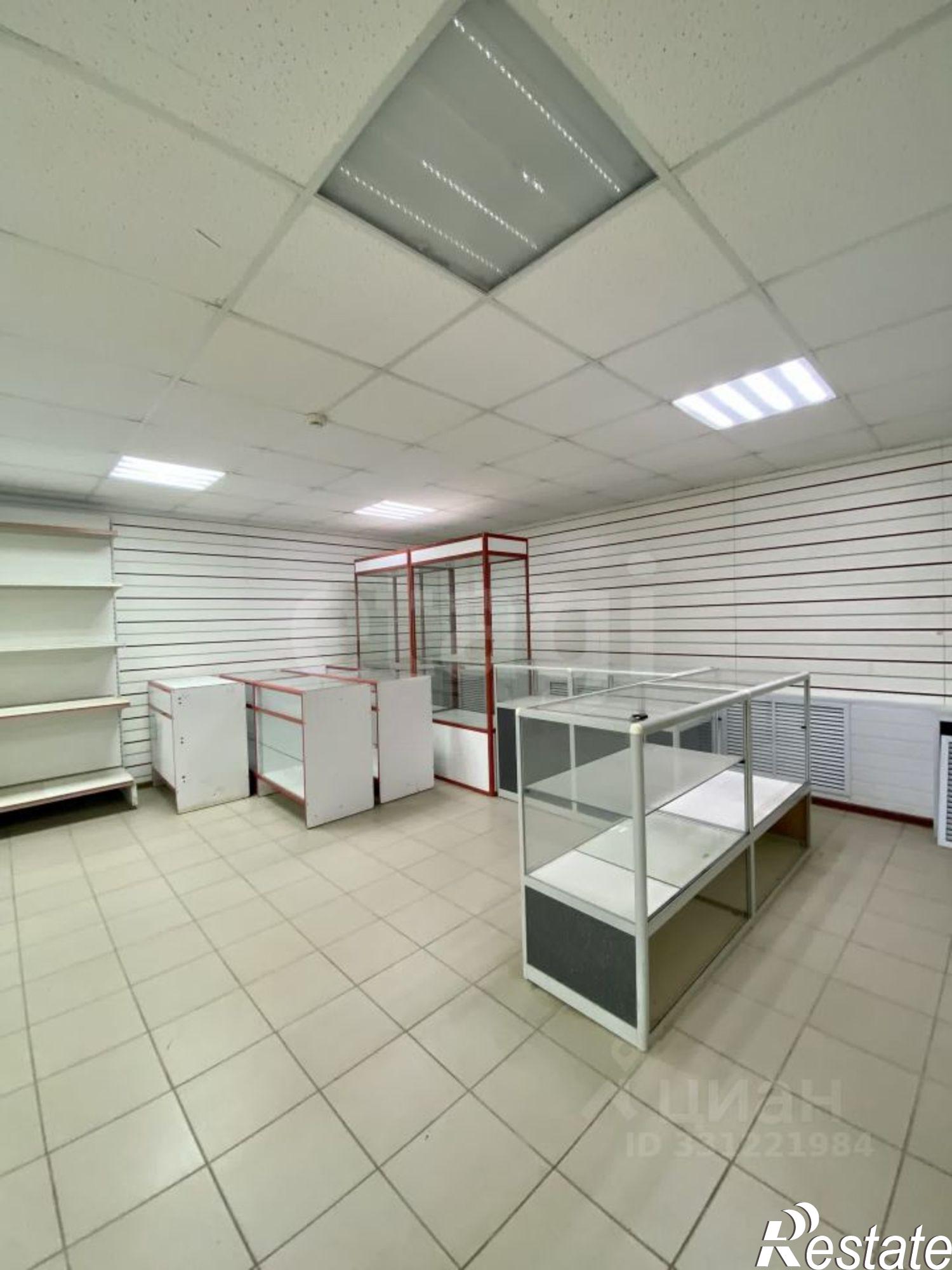 Купить торговое помещение за 7 439 280 рублей на ул Худайбердина, 72