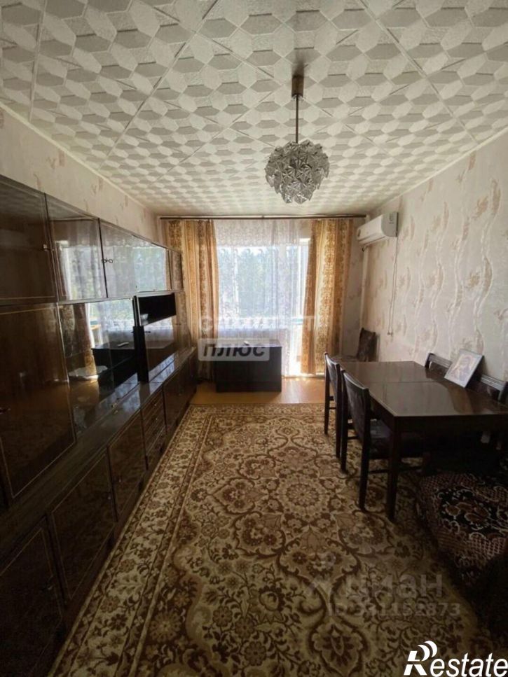 2-комн квартира ул Шахтостроительная, 8,  д. 8