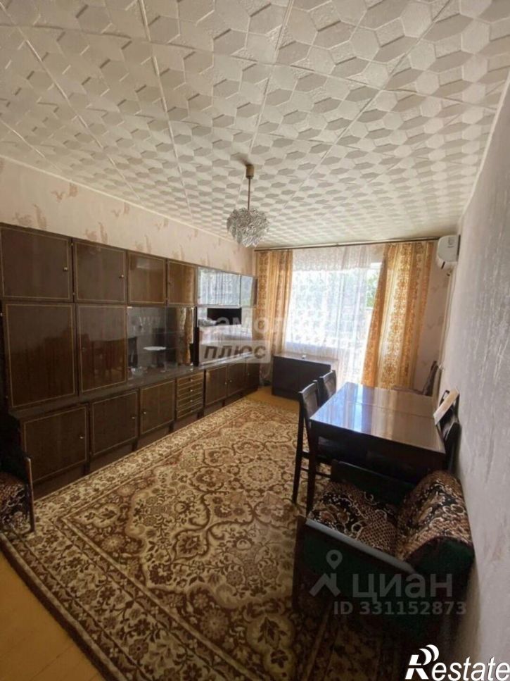 2-комн квартира ул Шахтостроительная, 8,  д. 8