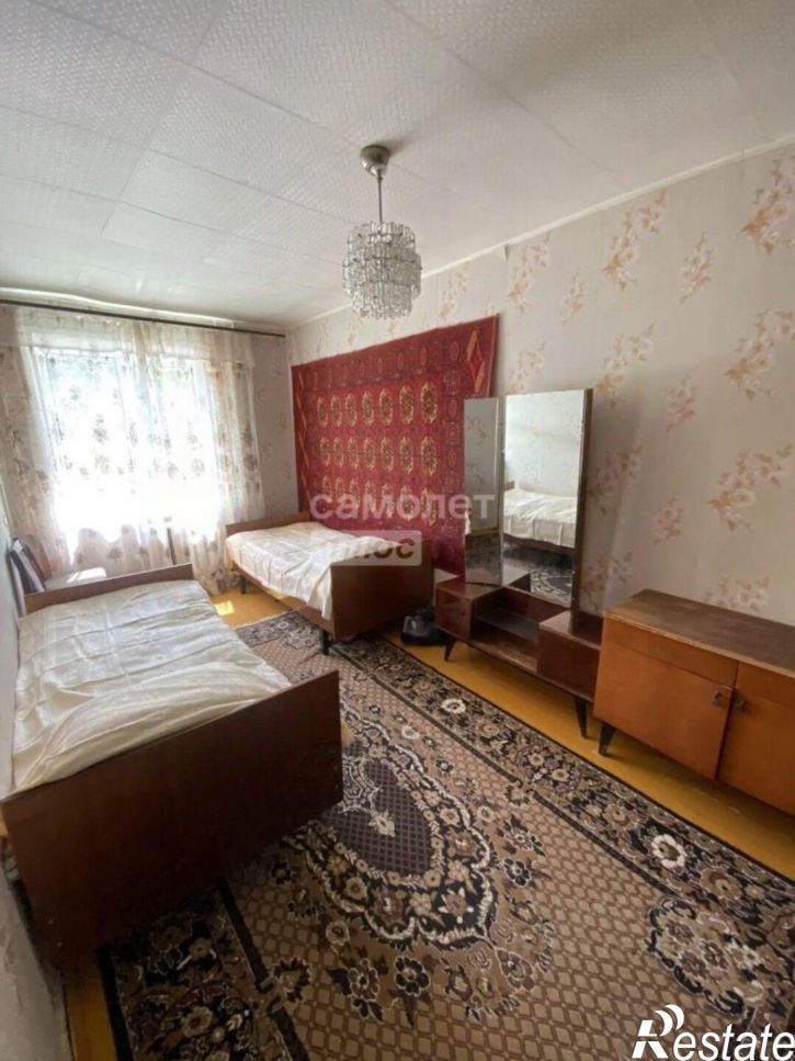 2-комн квартира ул Шахтостроительная, 8,  д. 8