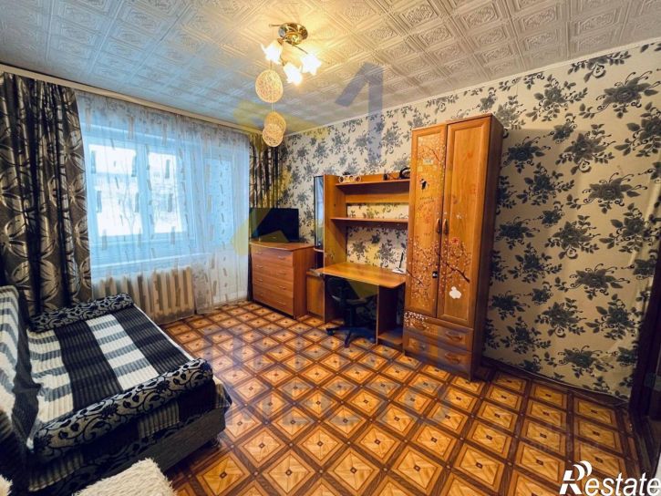 Комната ул Комарова, 17/1,  д. 17/1