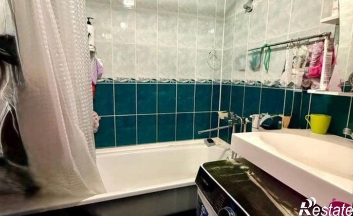 2-комн квартира улица Азина, 40А,  д. 40А