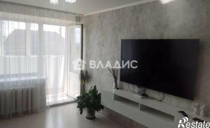 3-комн квартира ул Войкова, 103,  д. 103