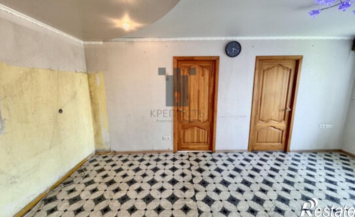 4-комн квартира мкр 32-й, 37,  д. 37
