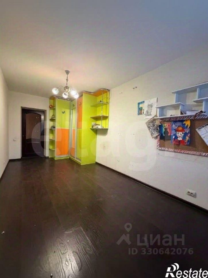 3-комн квартира Уральская улица, 42,  д. 42