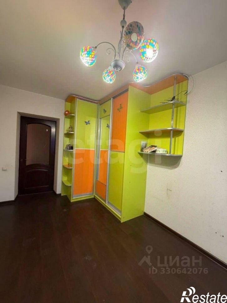 3-комн квартира Уральская улица, 42,  д. 42