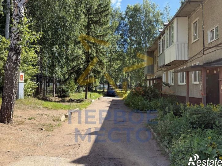 2-комн квартира ул Братьев Першиных, 3/4,  д. 3/4
