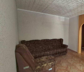 2-комн, 42кв м, этаж 2/5 пр-кт Октября, 29