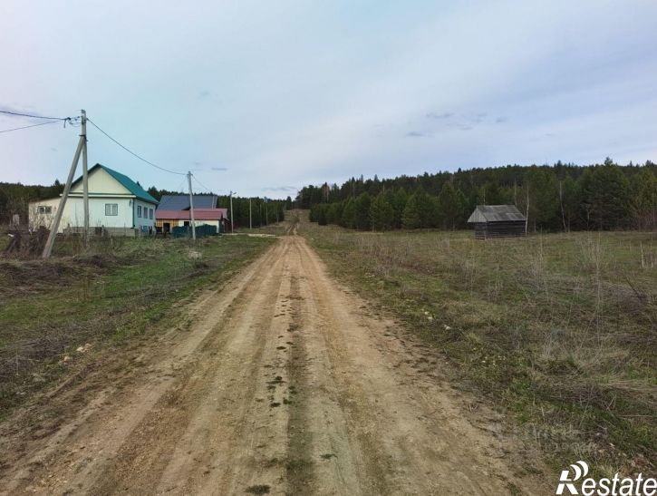 Земельный участок