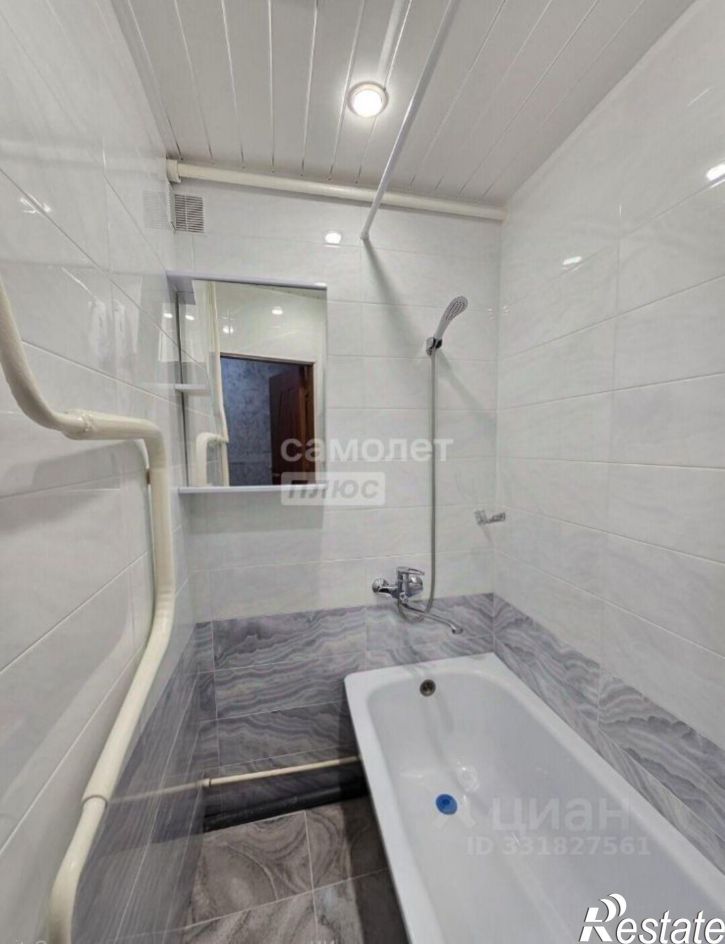 2-комн квартира мкр 32-й, 11,  д. 11