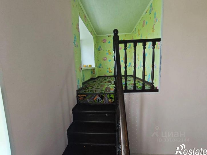 4-комн квартира ул Космонавтов, 12А,  д. 12А