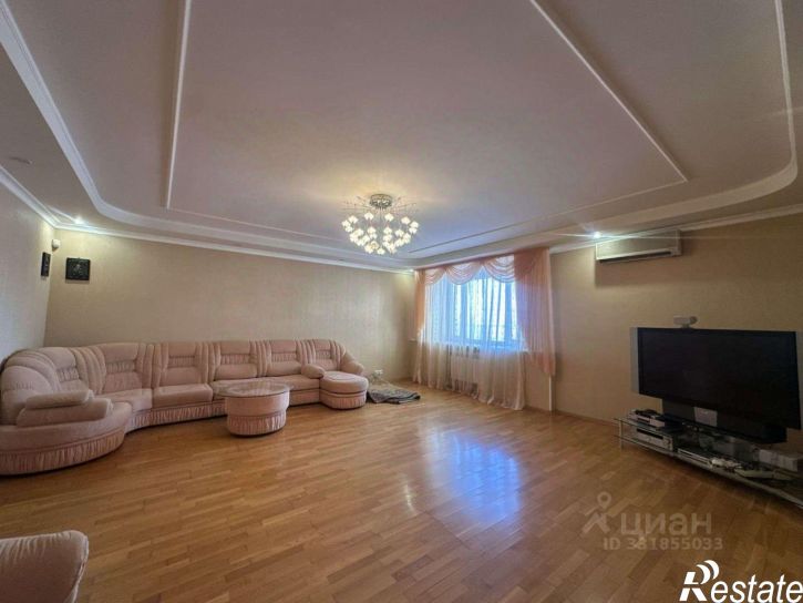 4-комн квартира улица Карла Маркса,дом 53/1