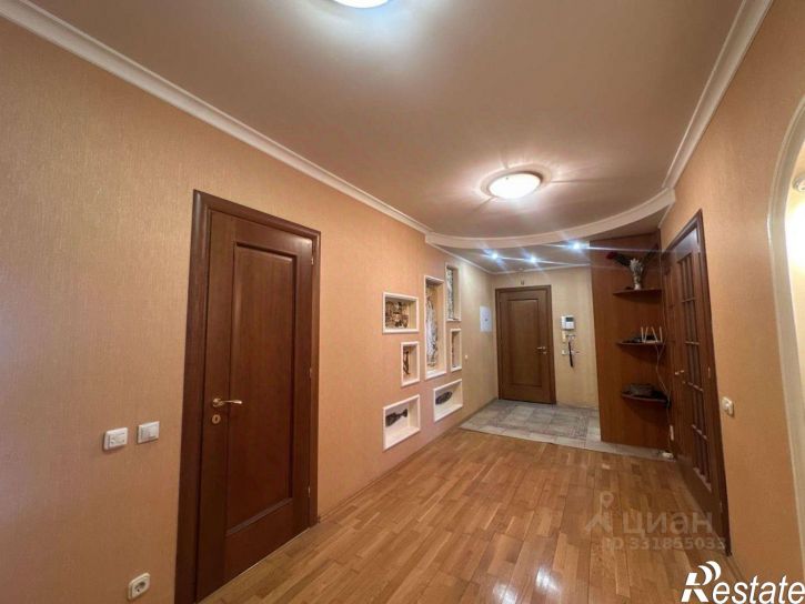 4-комн квартира улица Карла Маркса,дом 53/1