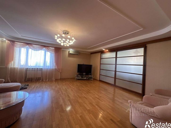 4-комн квартира улица Карла Маркса,дом 53/1