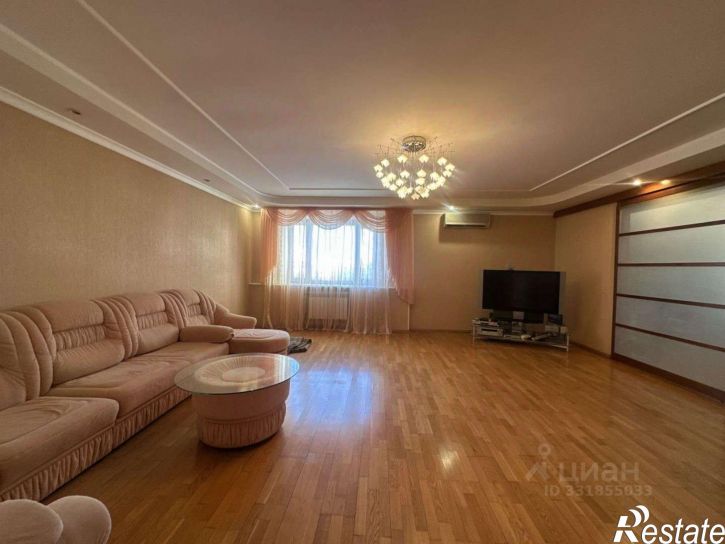 4-комн квартира улица Карла Маркса,дом 53/1